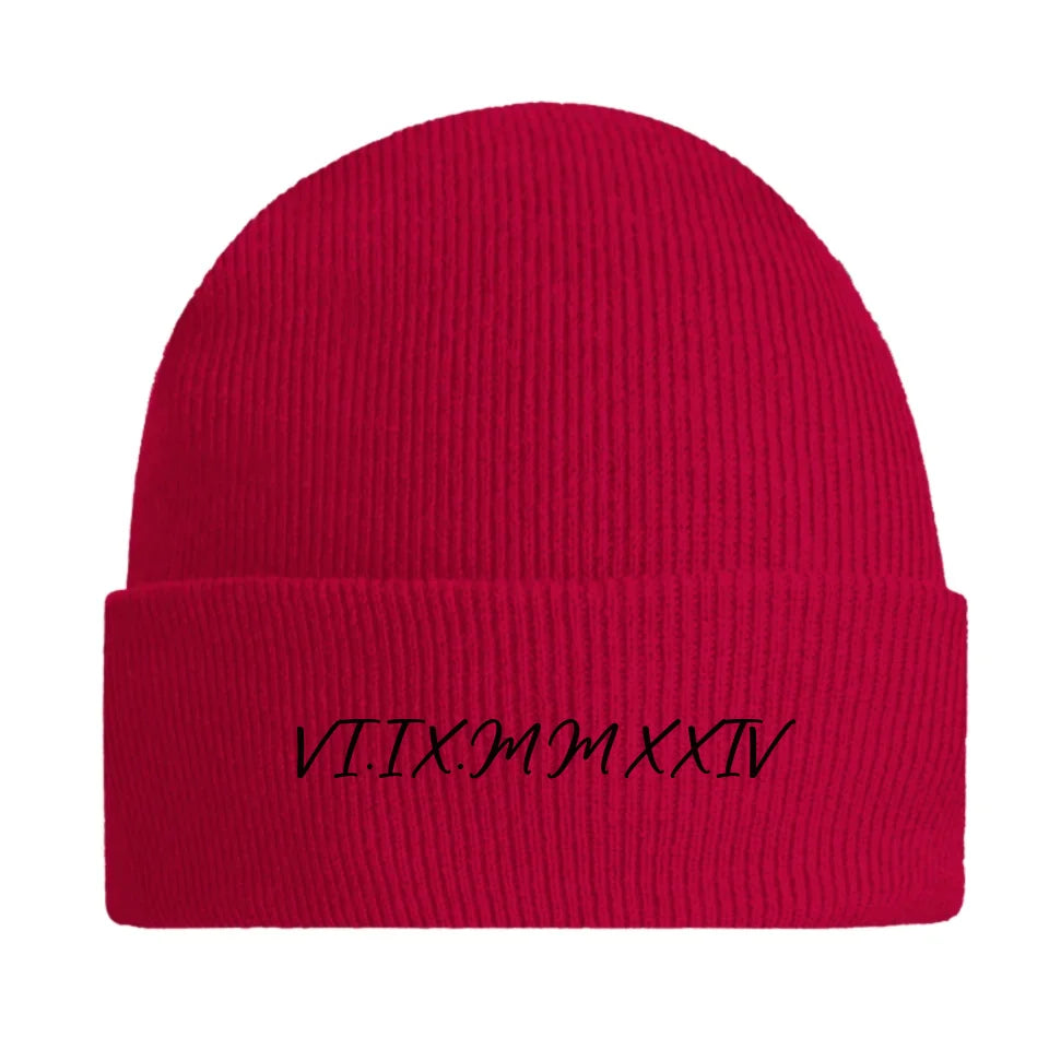 Gepersonaliseerde_geborduurde_beanie_rood[1]