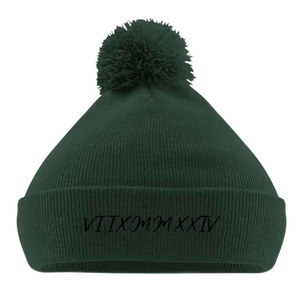 Gepersonaliseerde_geborduurde_pom_pom_beanie_groen[1]