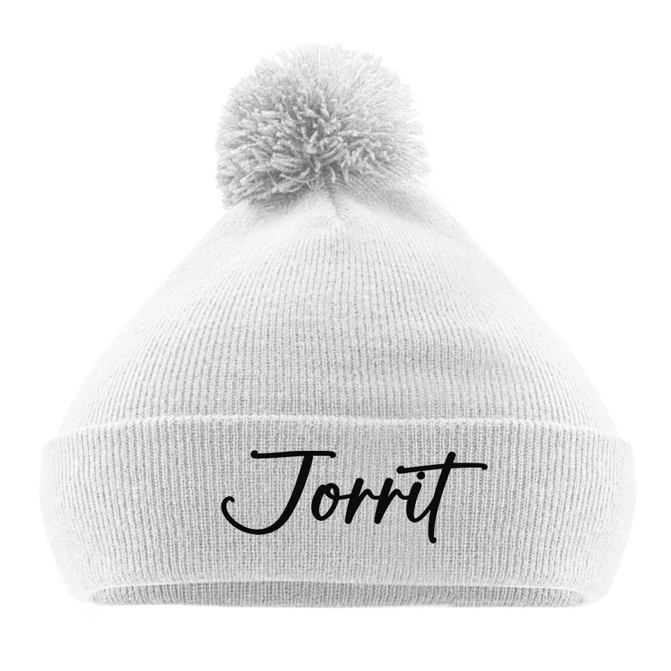 Gepersonaliseerde_geborduurde_pom_pom_beanie_wit[1]